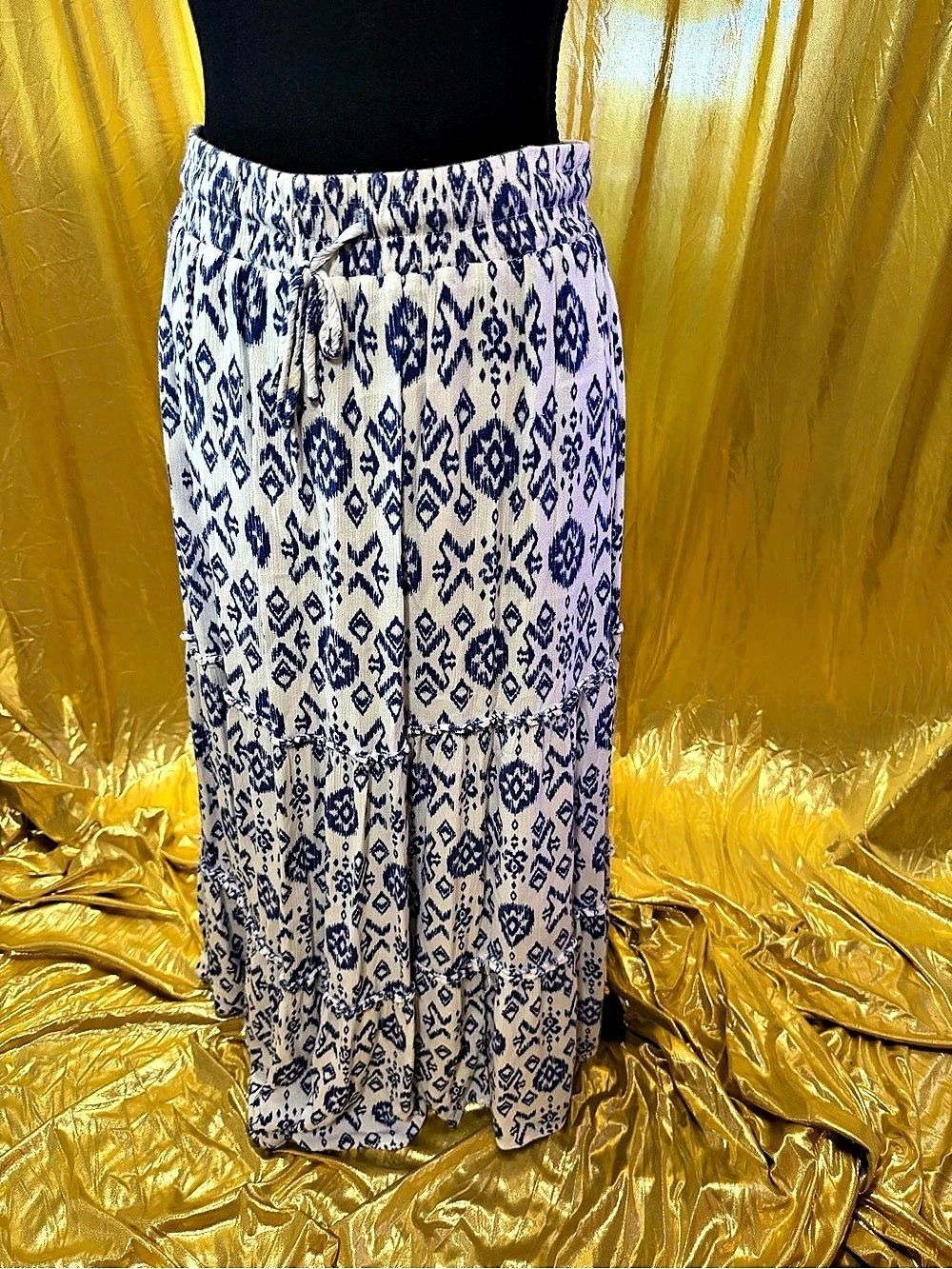 Disney Studio Costume Dept - Ikat blue and white patterned maxi skirt - size M E